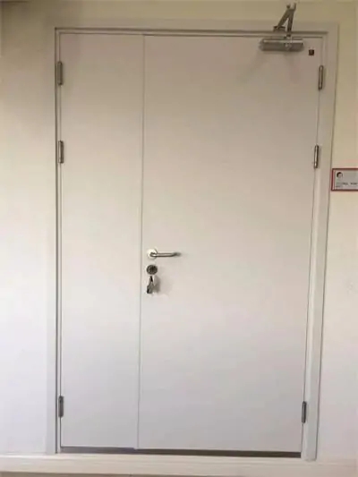 鋼質防火門